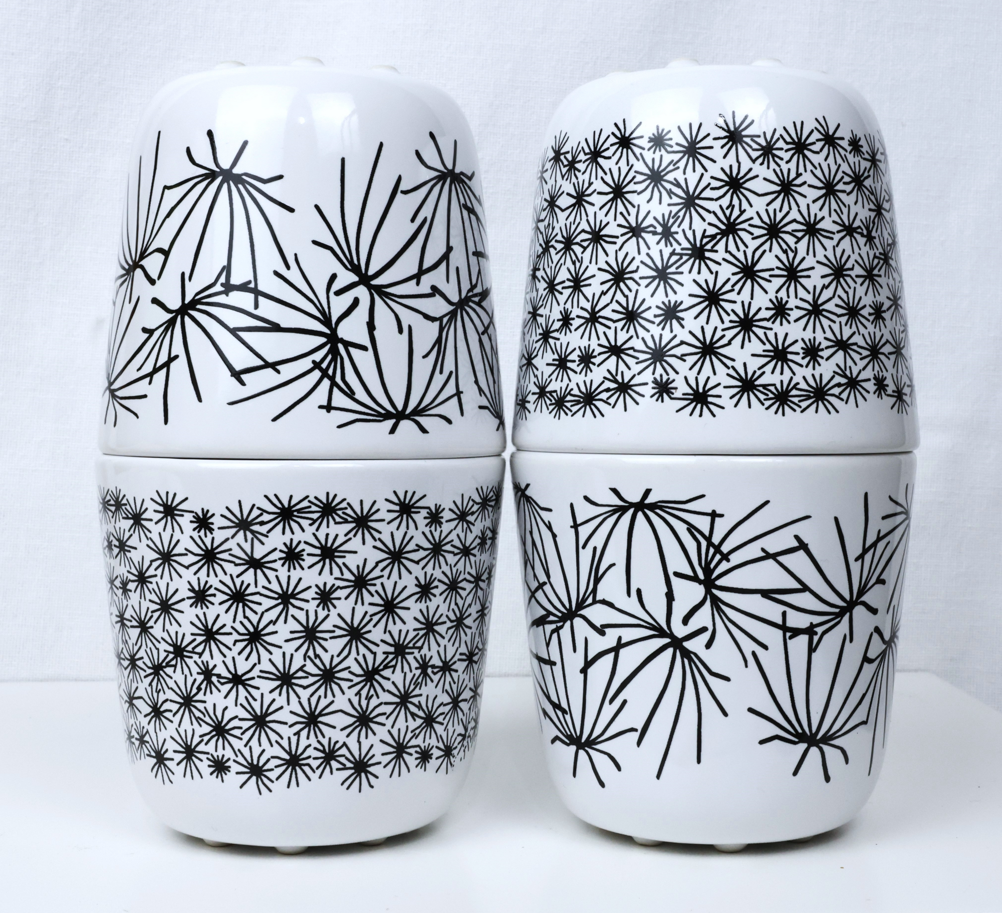 MUGGAR / MUGS. SET OM 4 / SET OF 4 IKEA.